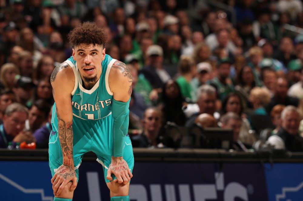 在进攻端 在进攻端