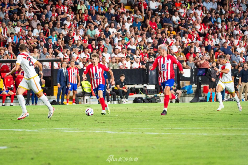 朱婷进校园 朱婷进校园