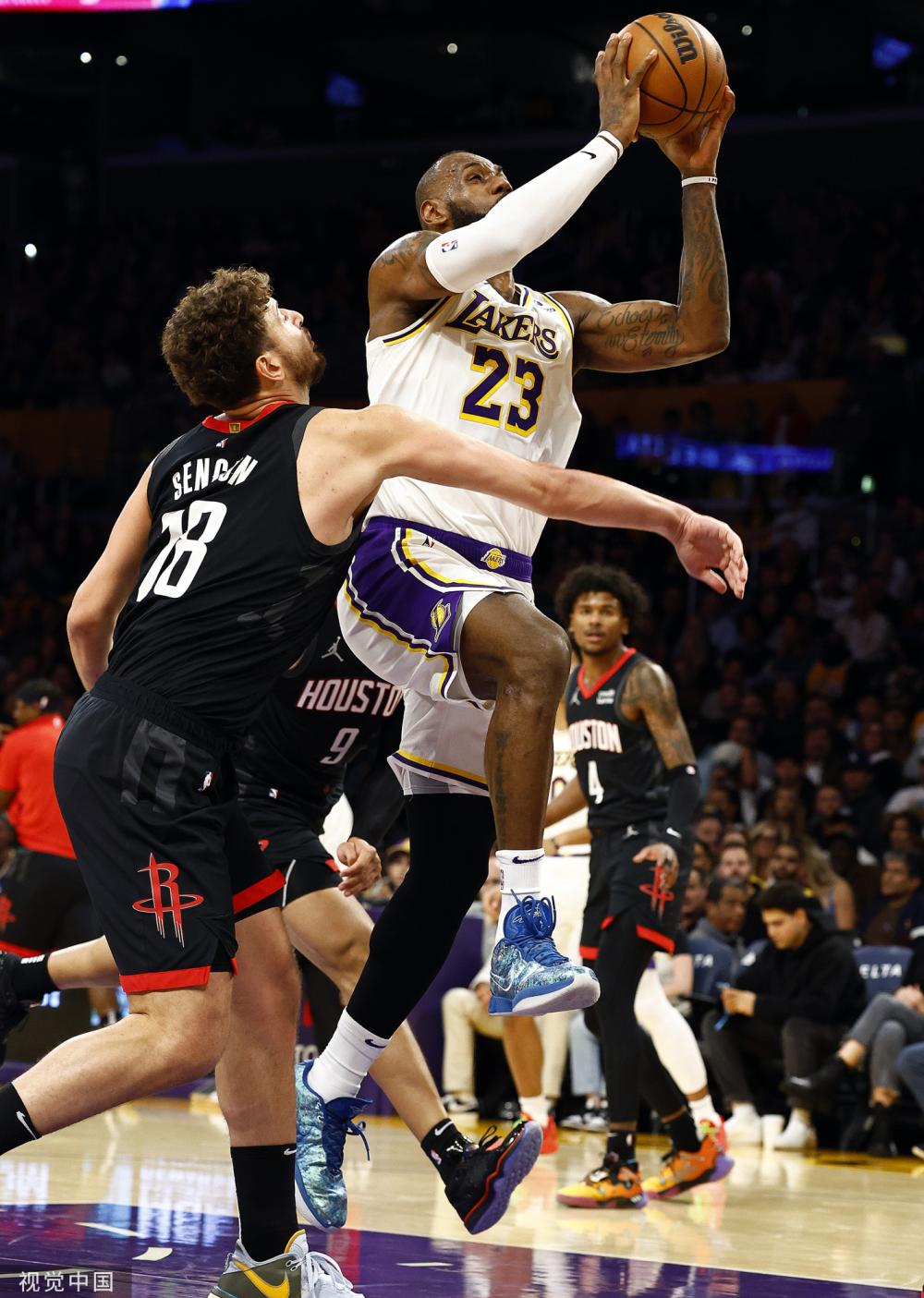 任何微小的 任何微小的